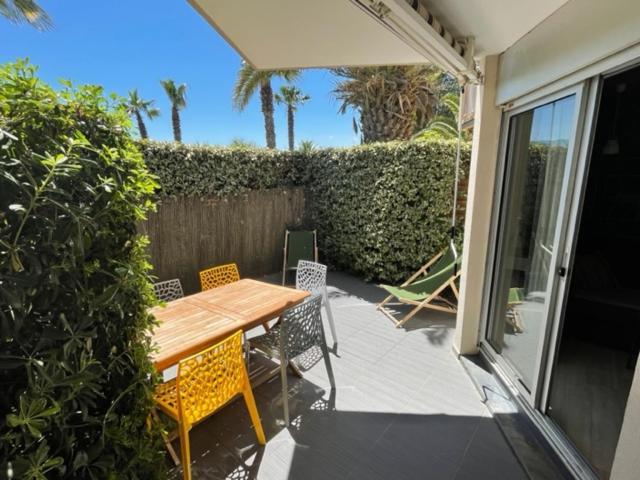 Rez De Jardin + Terrasse Piscine Et Acces Direct Plage Apartman Saint-Cyprien  Kültér fotó